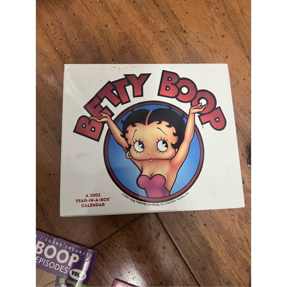 Vintage Betty Boop Year-In-A-Box 2002 Calendar